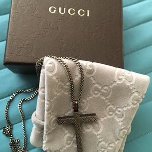 GUCCi oxidized sterling silver pendant necklace